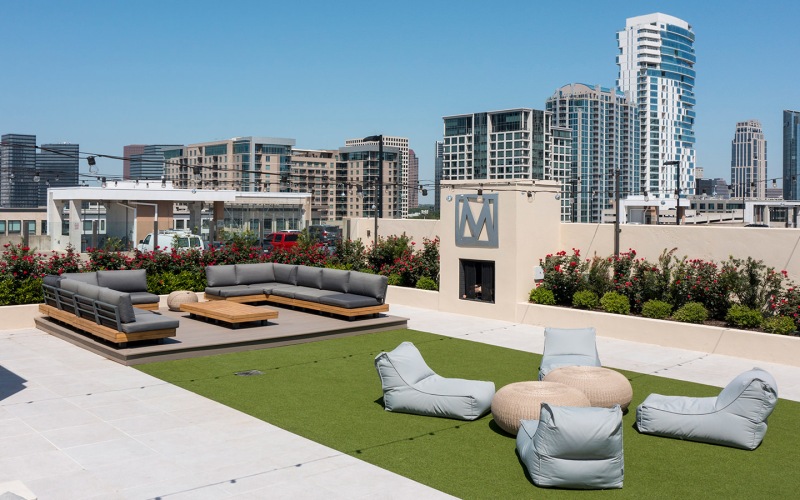 Rooftop Lounge